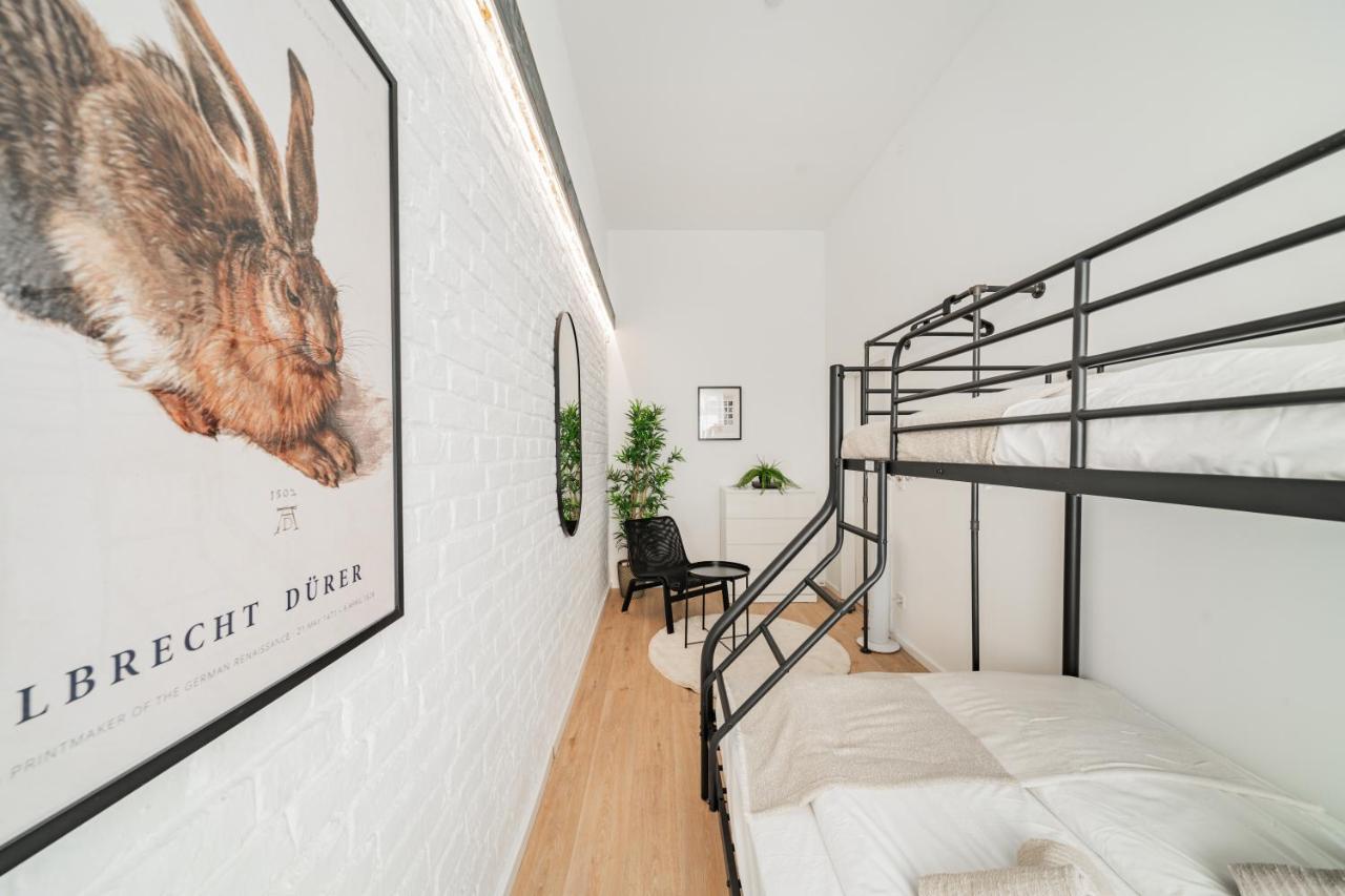 Chic Central City Rooms By Home2 Vienna Esterno foto